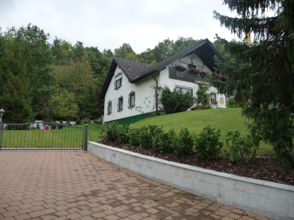 Landhaus Hubertus Pensjonat Litzendorf Zewnętrze zdjęcie